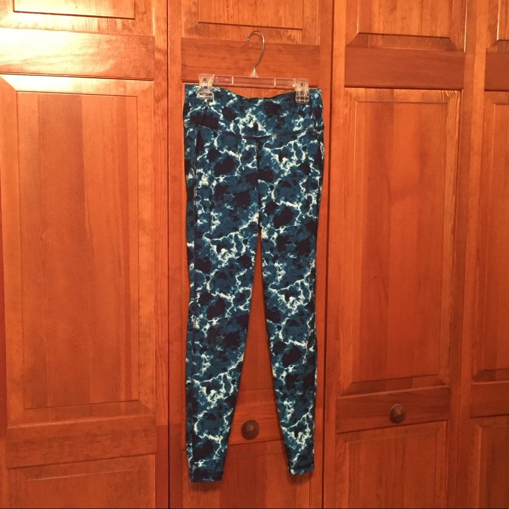 SOLD ☀️Old Navy workout leggings